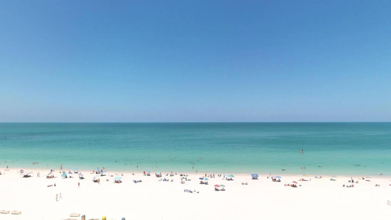 Steps Away From The Soft, White, Sandy Beaches Of Beautiful Marco Island!! Exterior foto